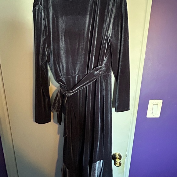 Brand new blue grey velvet dress Kiyonna - Picture 3 of 3